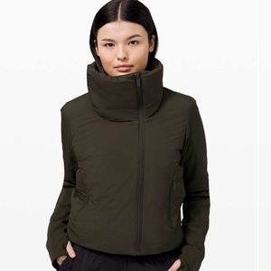 lululemon NWT Sleek City Jacket DKOV sz 2
